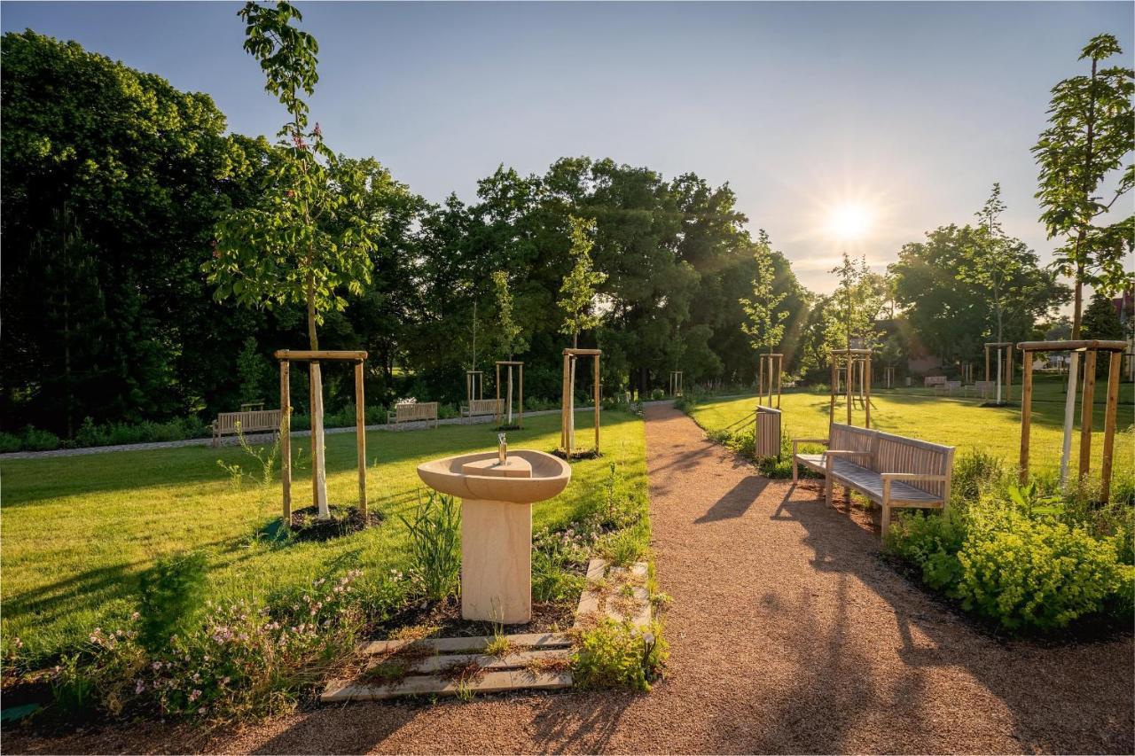 Hotel Zamecek Podebrady Luaran gambar